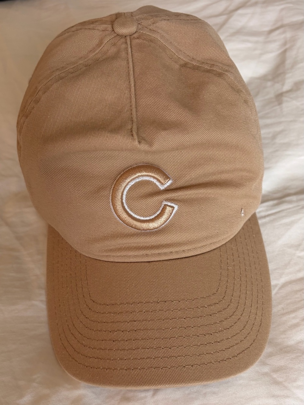New Era Chicago Cubs baseball hat in Tan